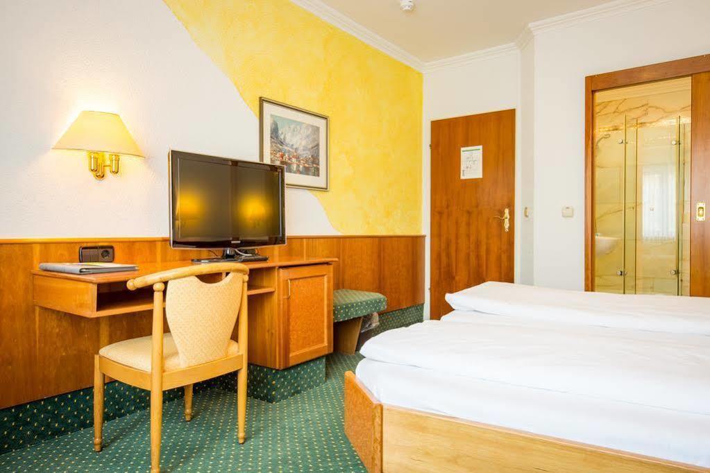 Kubler Stars Hotel Karlsruhe Luaran gambar