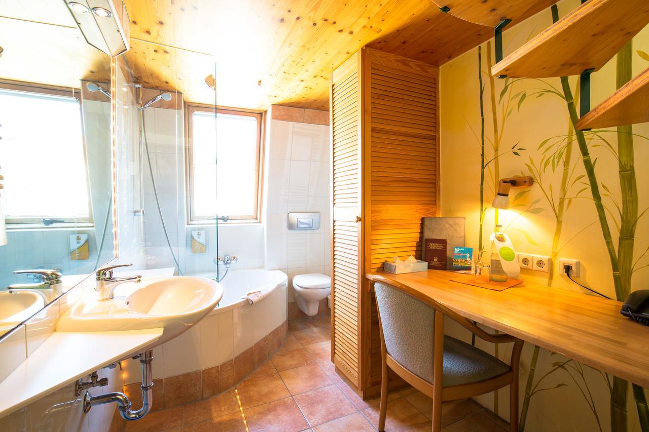 Kubler Stars Hotel Karlsruhe Luaran gambar