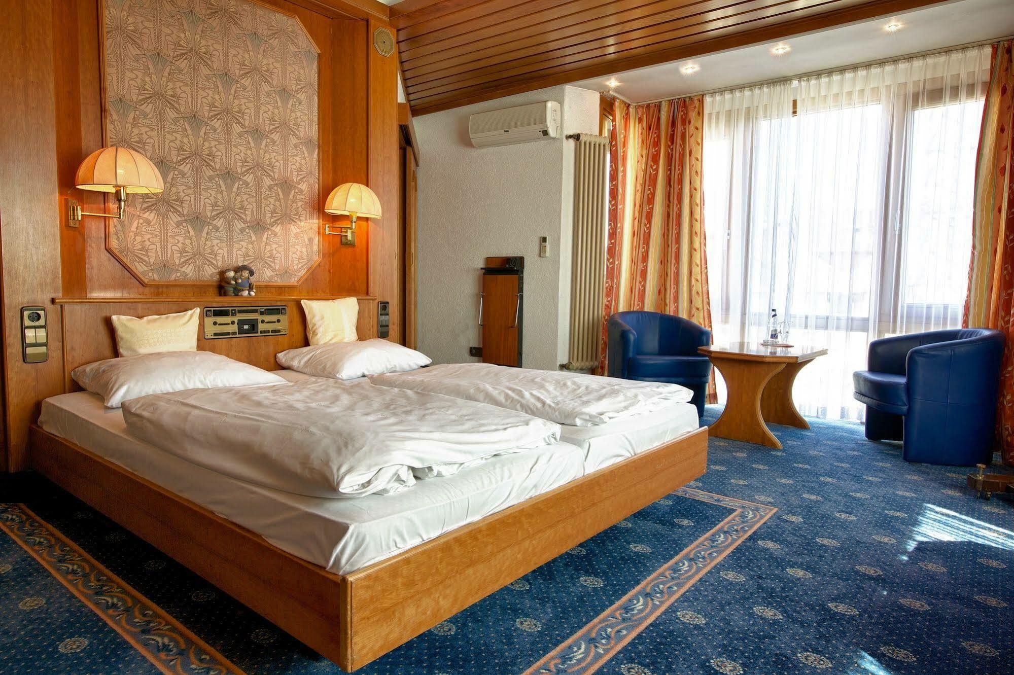 Kubler Stars Hotel Karlsruhe Luaran gambar